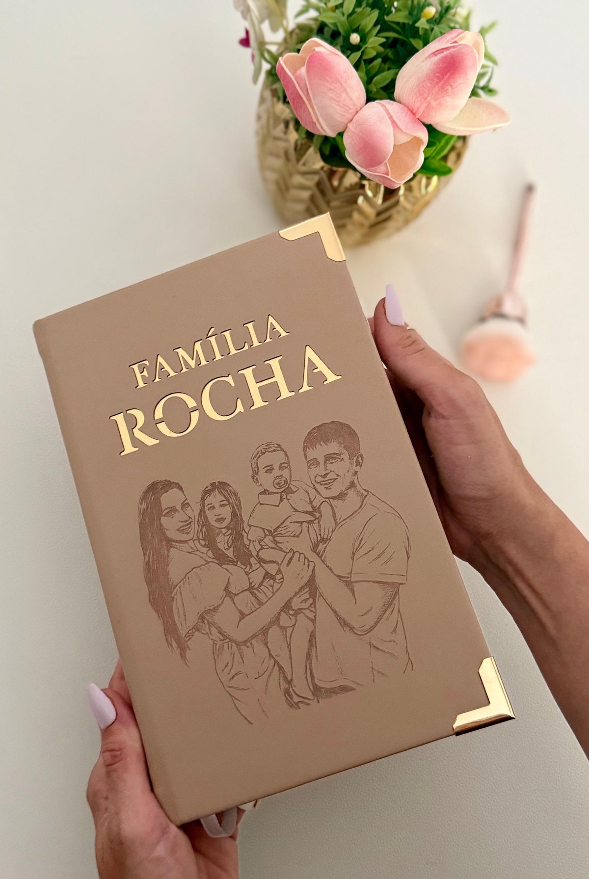 Bíblia Courino Nude Foto da Família