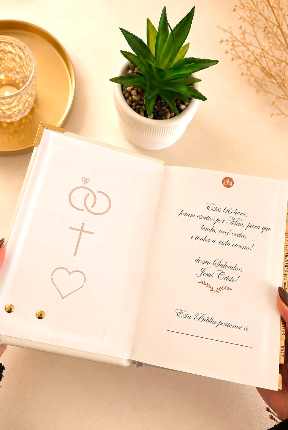 Combo Bíblia Couro Branco Casamento — foto 3