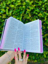 Bíblia Linha Basic - Jardim Florido + Abas para índice bíblico