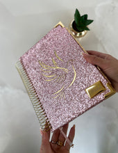 *51* Combo Bíblia Anote Glitter Rosa Pombinha do Espírito Santo + Cartela de índice + Placa Metalizada - PRONTA ENTREGA