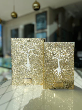 Kit Bíblia Árvore da Vida Glitter Dourado + Placa + Índice